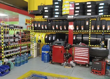 Road Runner Tire Fixing