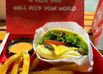 ROCK BURGER روك برجر