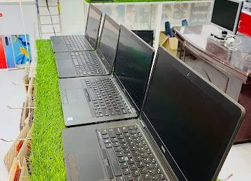 Royal computers and mobile phones