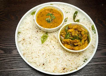 ROYAL DISHES RESTAURANT LLC
