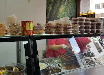 Royal Pinoy Abu Dhabi