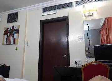 Royal Prince Hotel