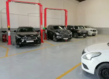 ROYAL TECH AUTO MAINT.
