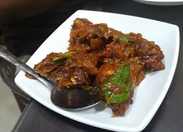 Rukkan Al Madina Restaurant Thalassery Thattukada