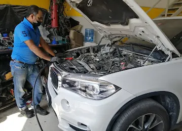 Rukn Al Badhya Garage (Mercedes, BMW, Audi, Volkwagen, Porsche, Range Rover)
