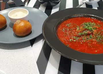 Russian Restaurant \