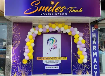 S M I L E S Touch Ladies Salon