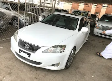 SAAD SHOWROOM FOR SELLING ,BUYING AND EXC. CARS LLC