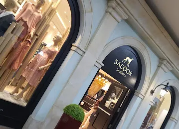 Sacoor Brothers | Mercato
