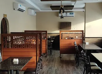 Safari fresh chicken restaurant branch 1