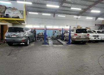 Saleh Al Hamadi Garage