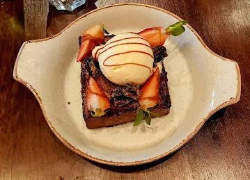 Sanderson's Cafe Al Khawaneej