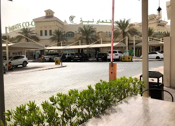 Sandwich World Cafeteria