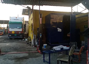 Sarwar khan Auto general repair EST