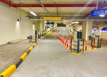 Satwa Multistory Parking - RTA