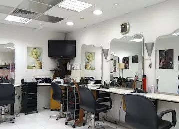 Sebastian Ladies Salon