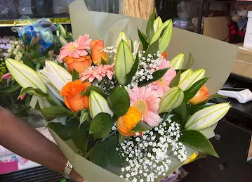 Sentiments.ae | Flower Shop