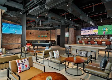Seven Sports Bar at NH Collection Dubai The Palm