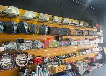 shabab Al madina Auto Accessores Trading شباب المدينة لتجارة الاجزاء الاضافية للسيارات