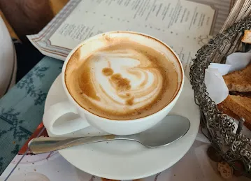 Shakespeare and Co. Al Saqr Business Tower