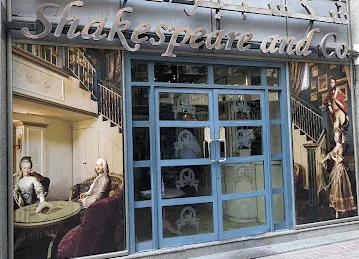 Shakespeare and Co. Al Saqr Business Tower