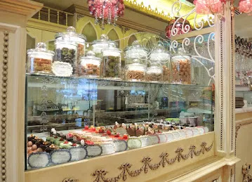 Shakespeare and Co. ( Café Restaurant – Pâtisserie – Chocolates – Catering)