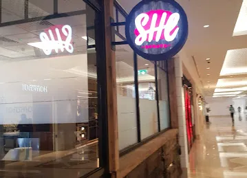 SHE BURGER- Dar al wasl
