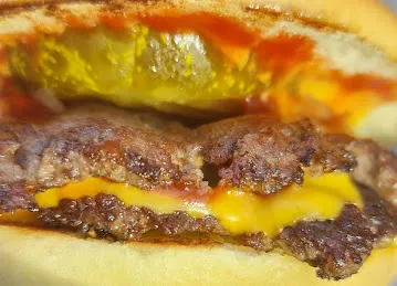 SHE BURGER, LAST EXIT