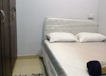 Sheikh Zayed Private Bed space