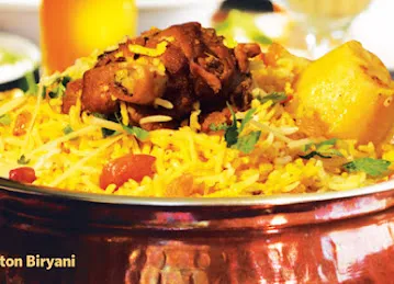 shiraz golden restaurant ajman
