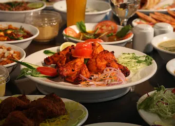 shiraz golden restaurant ajman
