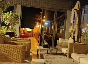 Shisha Loung Leo Cafe