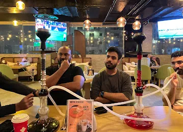 Shisha Loung Leo Cafe