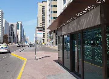 Shk. Rashid Bin Saeed St / Omar Bin Al Khatab Mosque