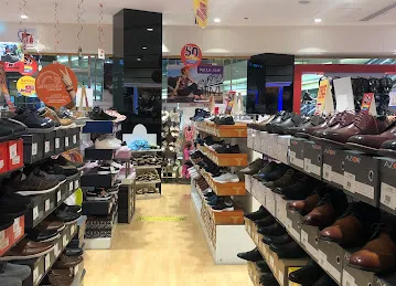 Shoes 4 us