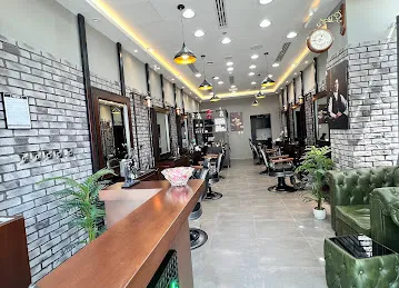 Short hair Gents Salon