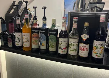 Signature Cafe