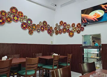Simple and Tasty Restaurant