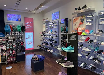 Skechers