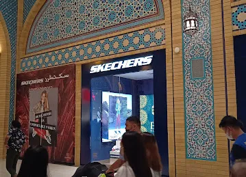 Skechers