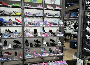 Skechers