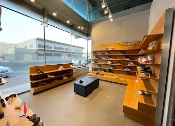 Skechers Showroom
