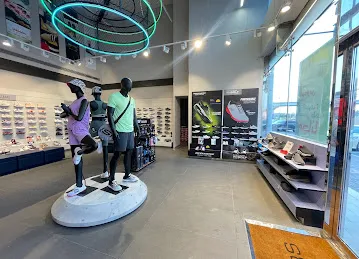 Skechers Showroom