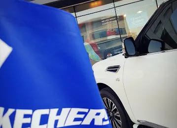 Skechers Showroom