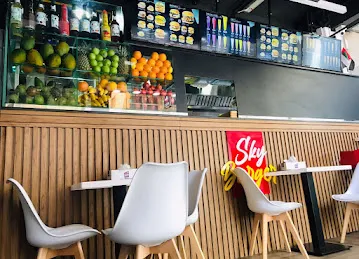 Skyburger Cafe