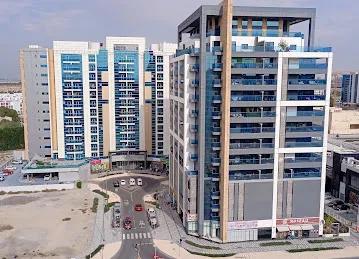 Skyline 12