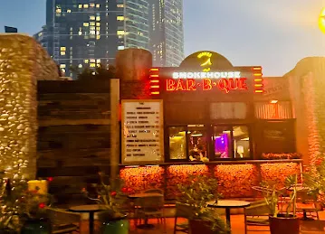 Smokehouse BAR.B.QUE