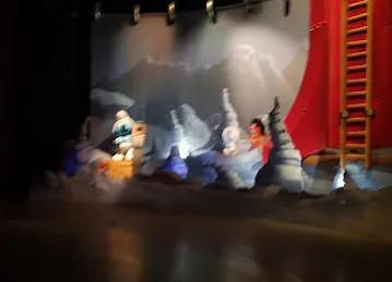 Smurfs Studio Tours