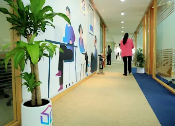 SpaceBox Business Center