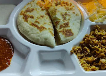 Spicy Tomato Cafeteria